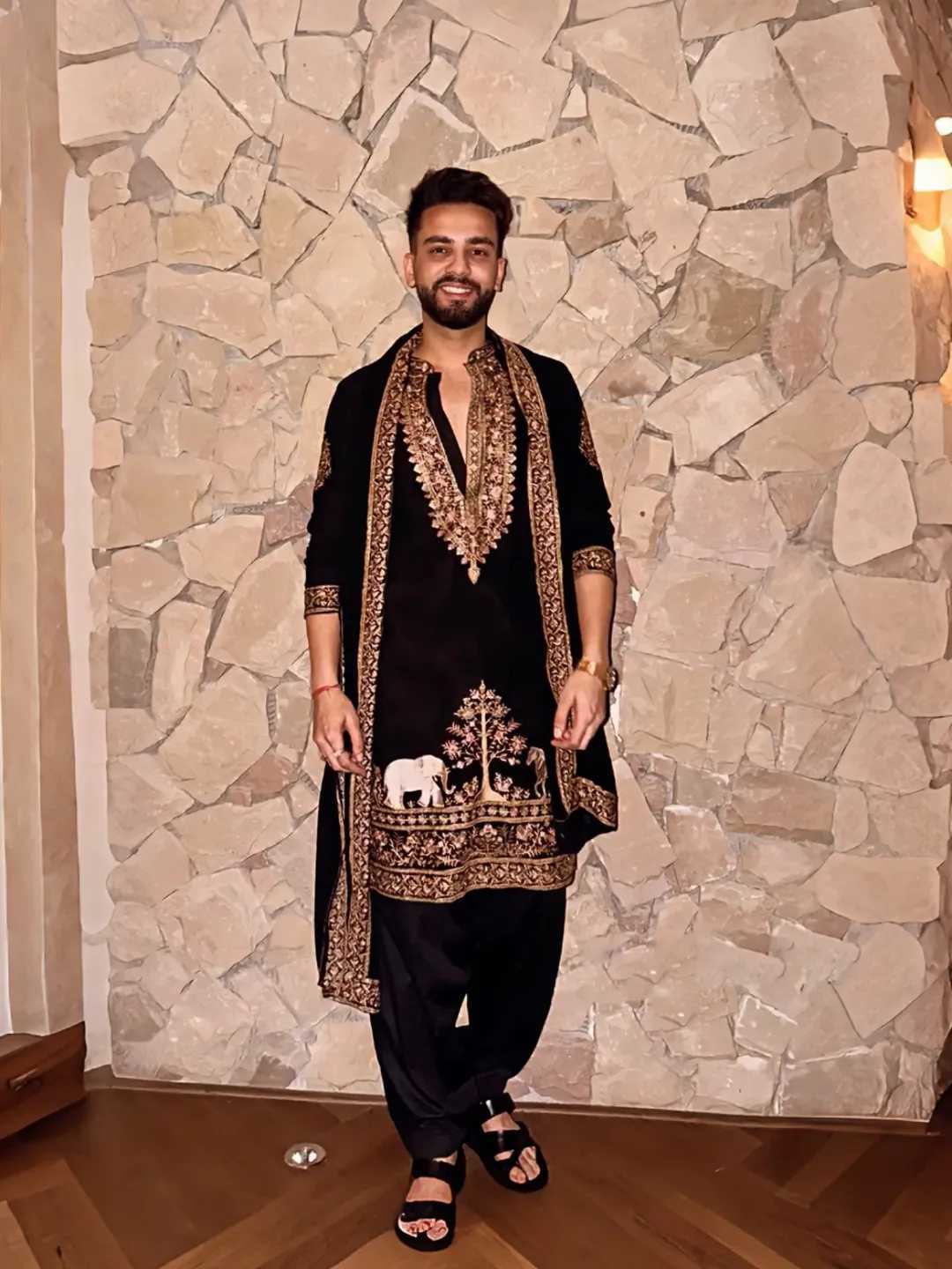 German Thread Adition Kurta pyjama With Dupatta