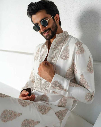 White Silk Blend Kurta Pant set With Embroidery work
