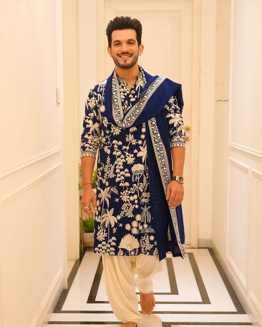 NEAVY BLUE KURTA SET WITH DUPATTA HEAVY EMBROIDERY